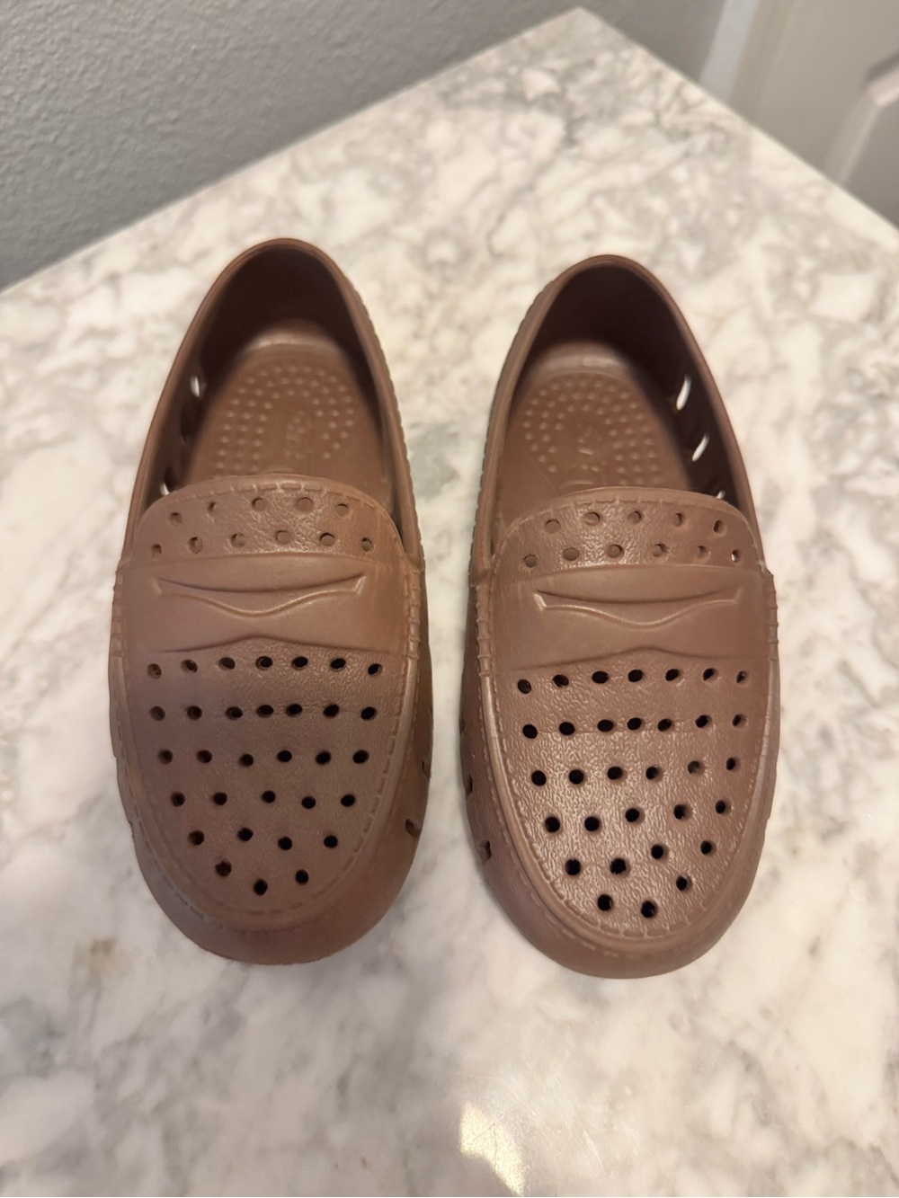 Floafers Child size 8c Brown